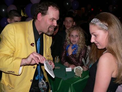 Magician for Bar/Bat Mitzvahs
